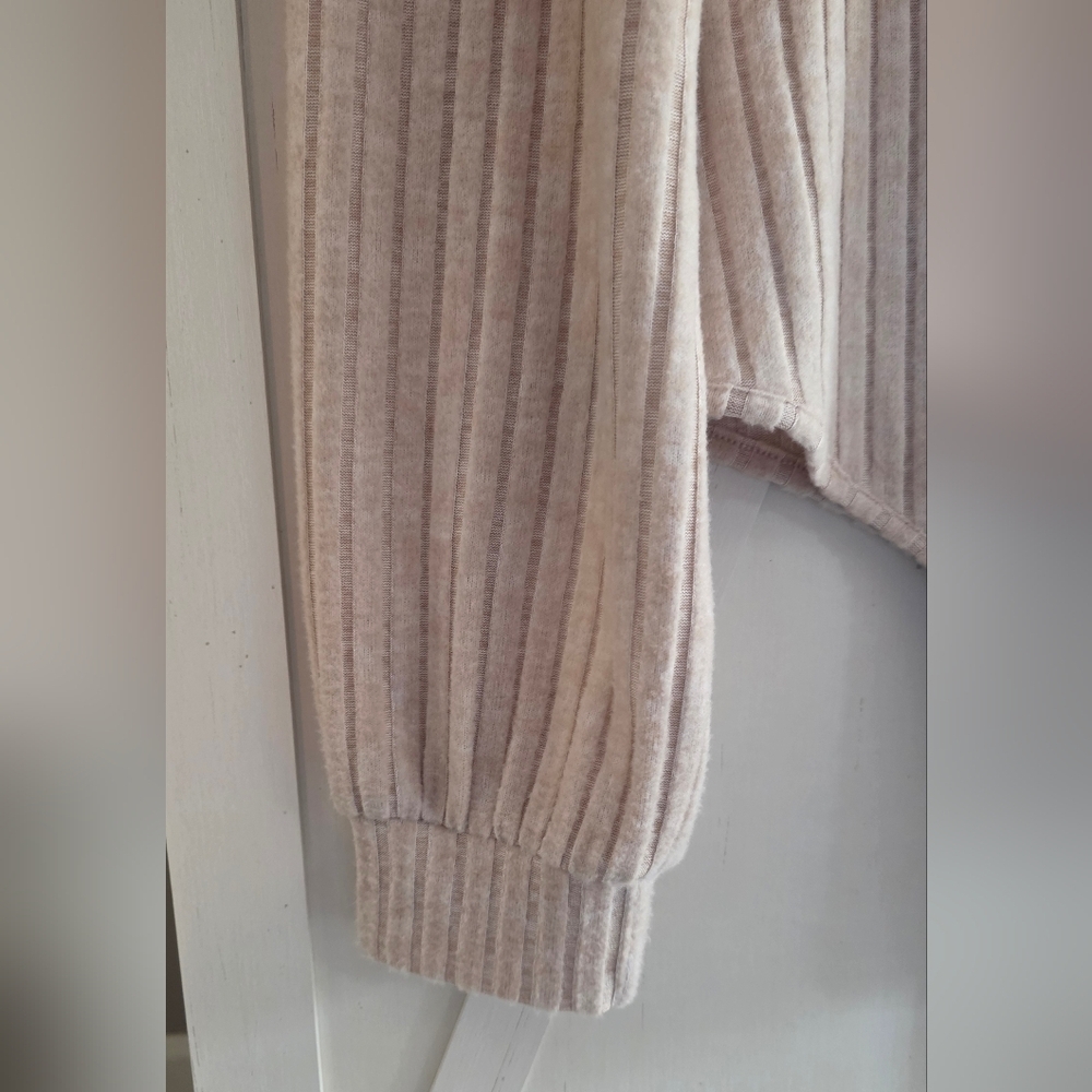 Cream Ribbed Long Sleeve Bodysuit - Picture 4 of 6
